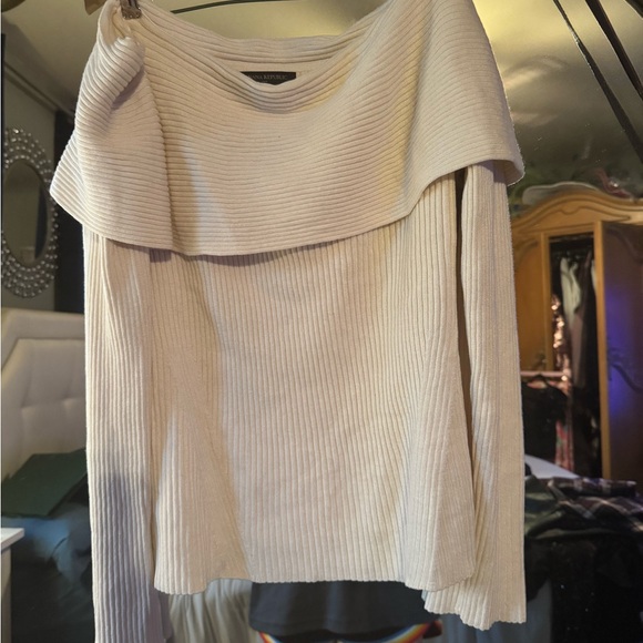 Banana Republic Sweaters - Banana republic off shoulder, extra large cream, long sleeve sweater . NWT